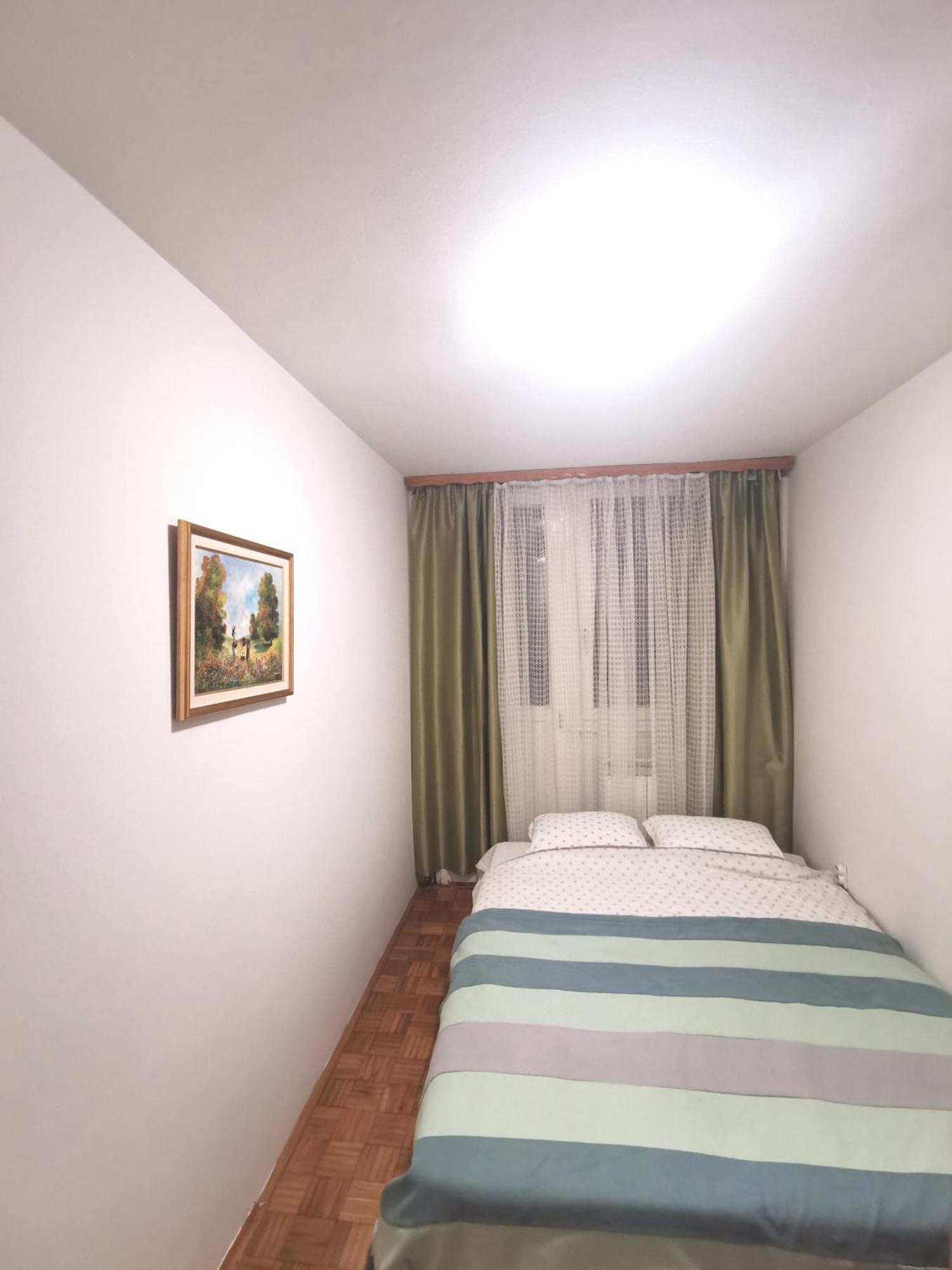 Near Sarajevo Airport Apartment Luaran gambar